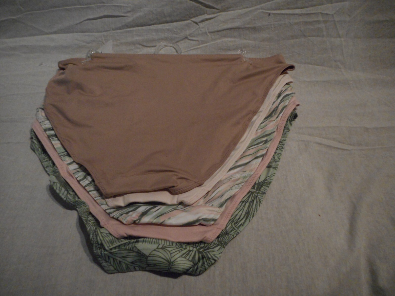 5 pK Rene Rofe Bikini & Thongs Medium,Large Extra Large Panties With 2 scrunchie