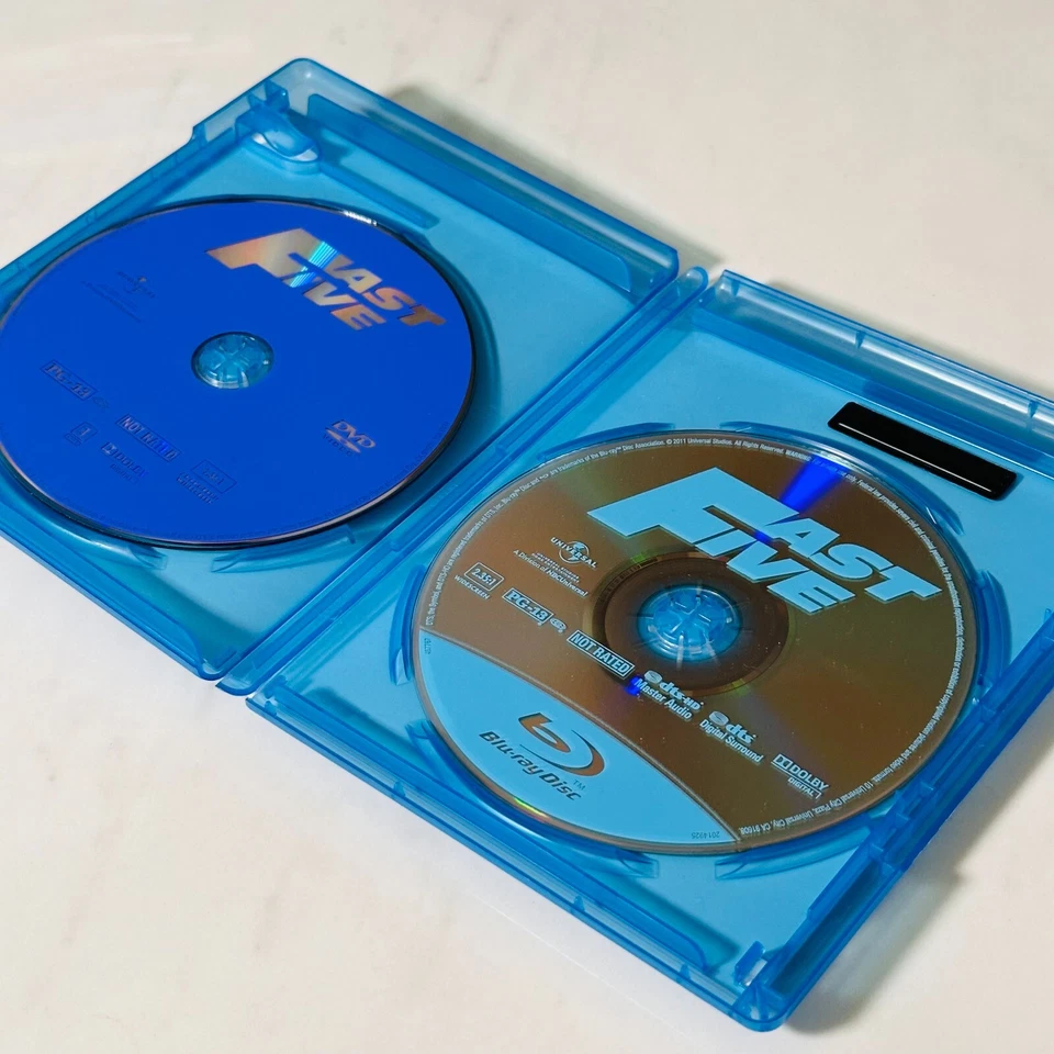 Fast Five - Blu-ray + DVD - Extended Edition - Vin Diesel - Slip Cover BB Stickr - Image 3 of 4