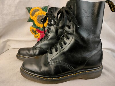 Dr Martens 1490 10 eye Boots Size uk UK
