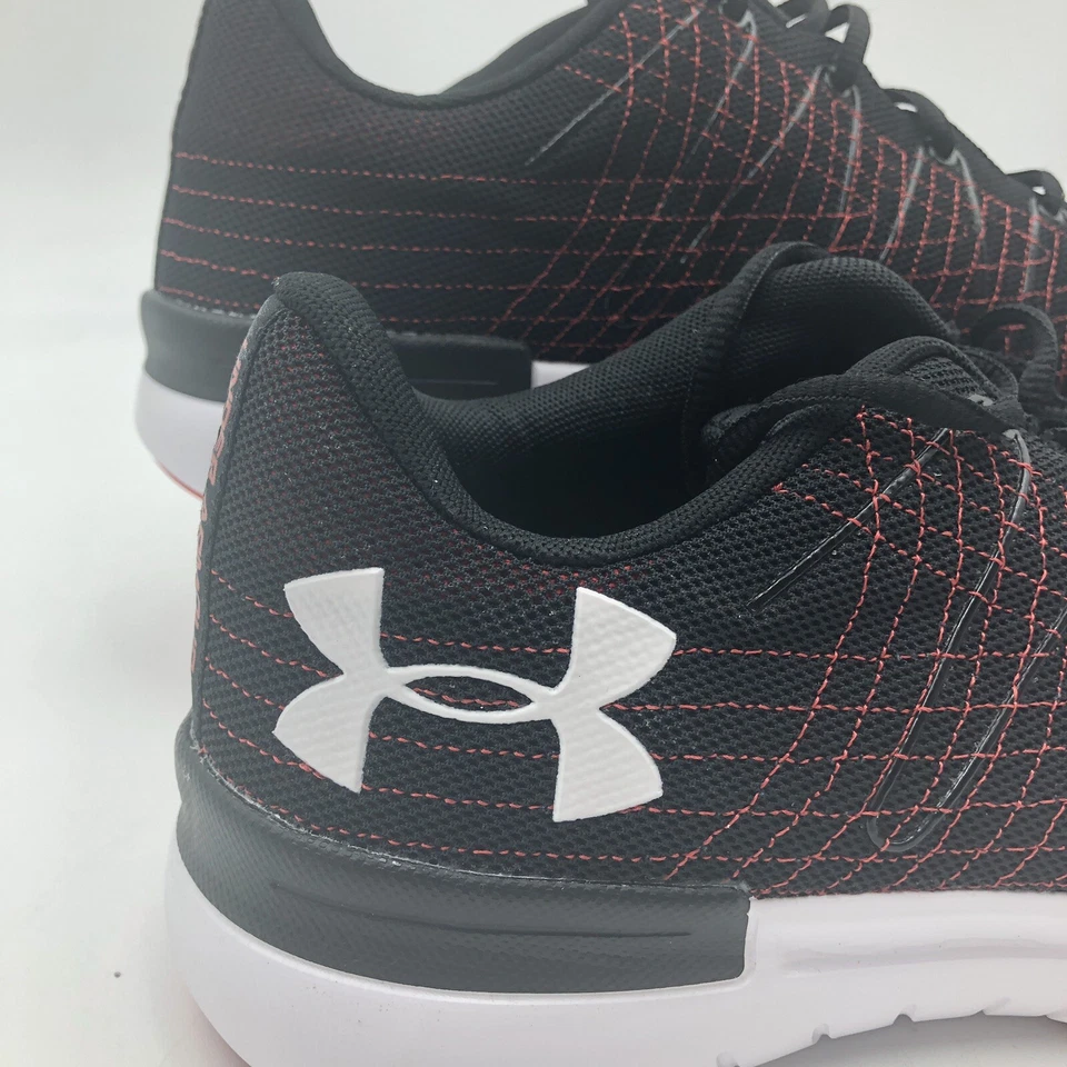 Zapatos para correr y correr Under Armour para hombre negros/rojos talla 12 Foto 2 de 4