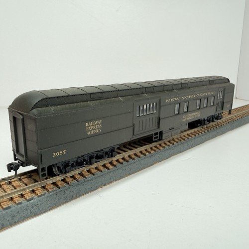 Coche de correo RPO a escala HO Athearn New York Central Combine #3087 | Zustand: Used