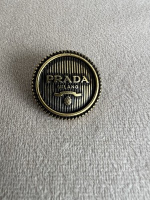 Prada Metallknopf 22mm