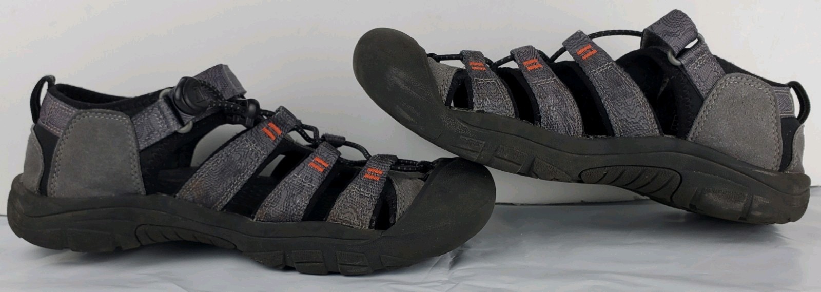 Sandali da trekking ibridi Keen Big Kids grigi Newport H2 taglia USA 6 ottime condizioni