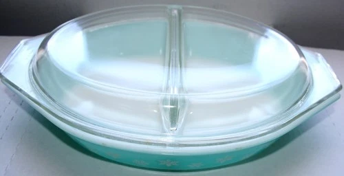 Pyrex Turquoise Divided Casserole Dish Blue Snowflake 1-1/2 Quart w/ Lid Vintage