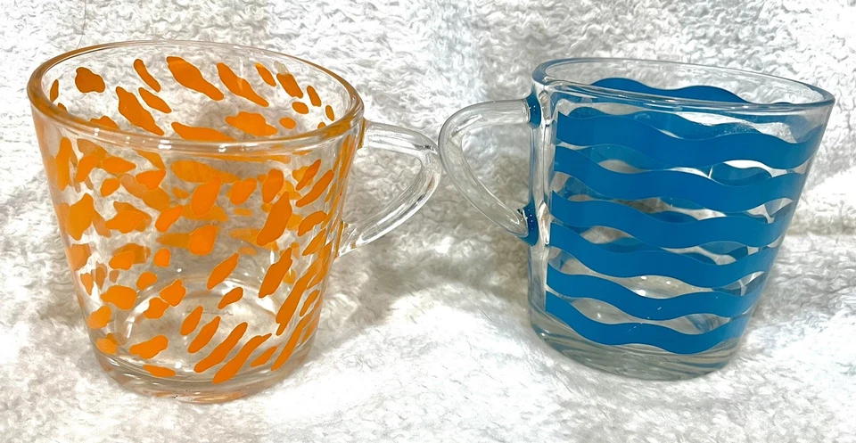 2 tazas de vidrio abstracto azul naranja Ikea GODTA Foto 2 de 3