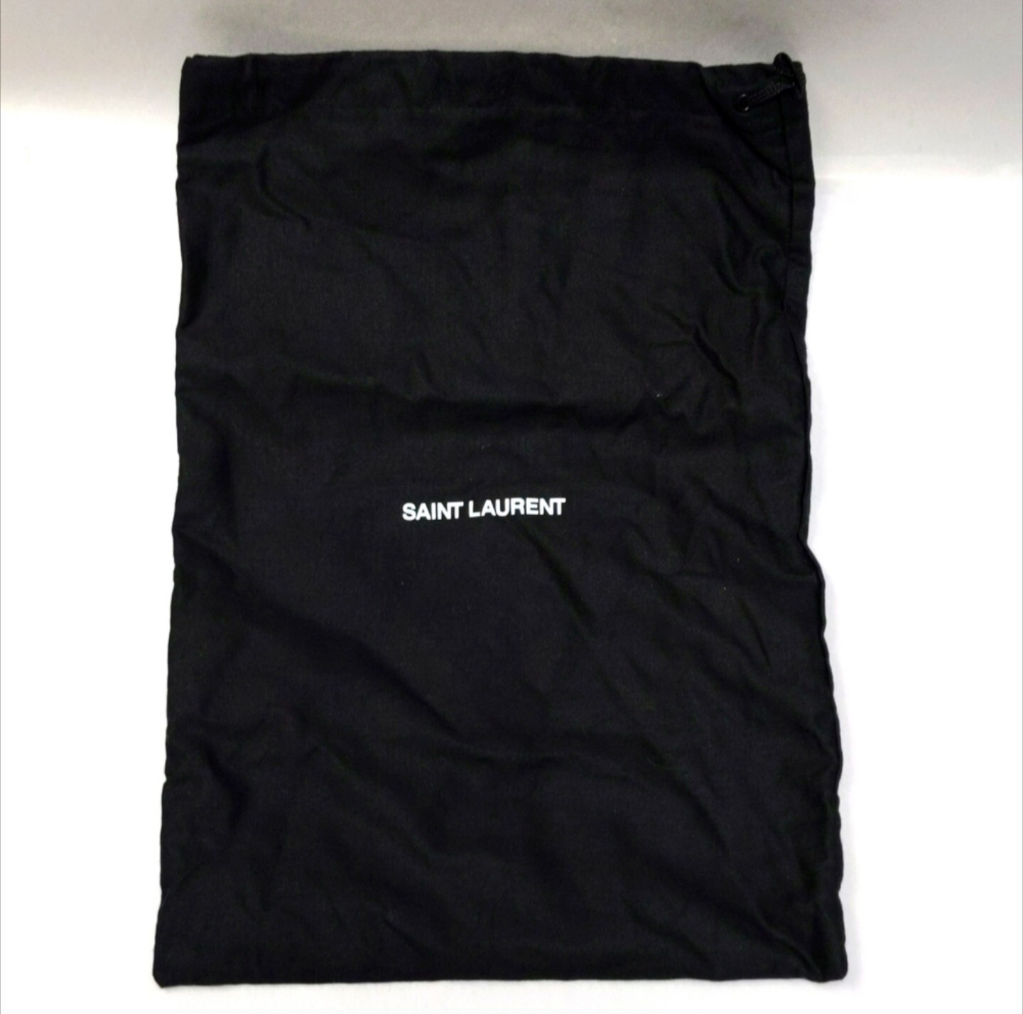 Sacchetto polvere designer Yves Saint Laurent medio con cordino