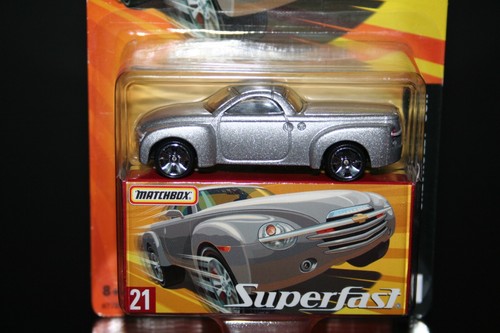 Matchbox 2005 #MB550 Superfast * Box #21 - Chevrolet SSR - Picture 2 of 20