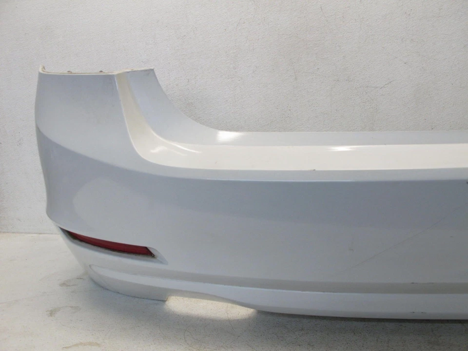 💚 12-15 OEM BMW F30 320i 328i SEDAN REAR BUMPER COVER (NO SHIPPING) WHITE - Image 4 of 4