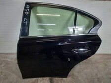 Porte arrière et accessoires Infiniti Q50