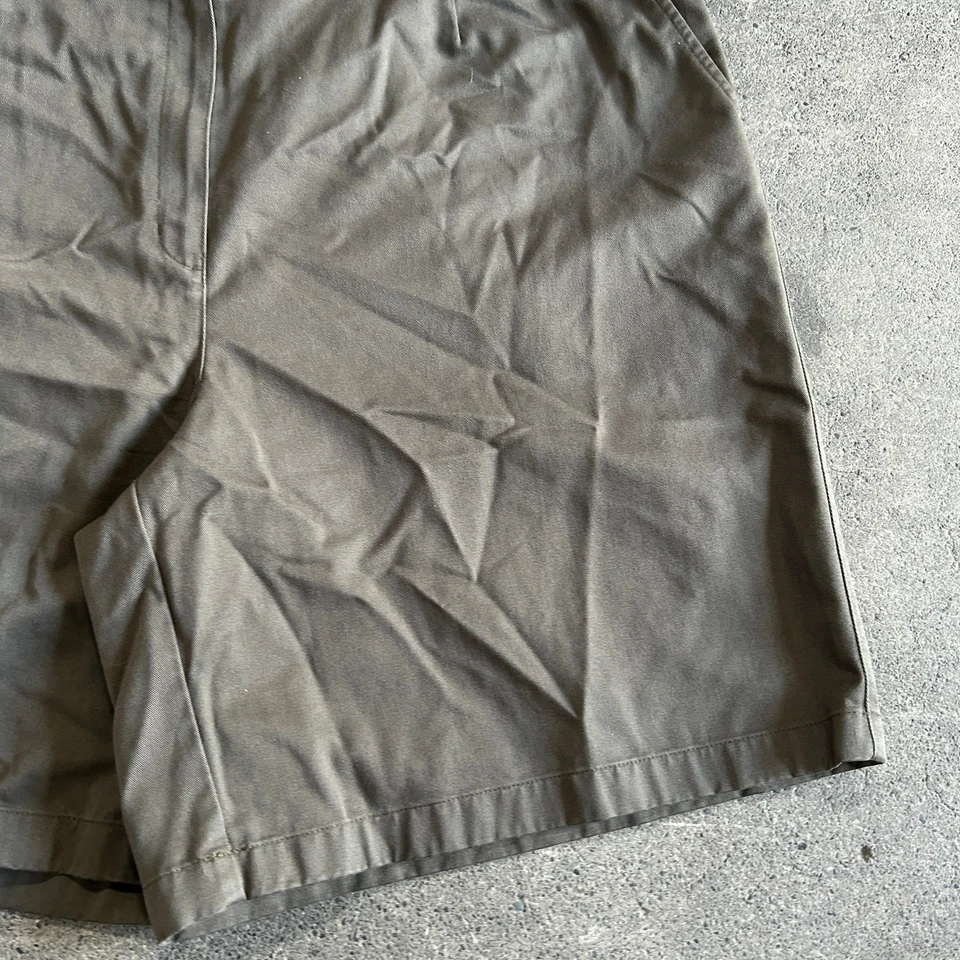 Shorts de lona feminino LL Bean 20W bronzeado chino ajuste original bolsos cintura alta 9" - Imagem 3 de 4