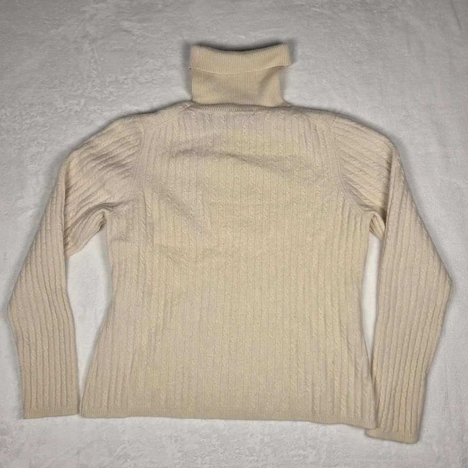Suéter Folio New York 100 % cachemir para mujer tejido con cable cuello alto talla M crema Foto 2 de 4