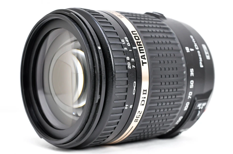 Top Mint Tamron B008 18-270mm f/3.5-6.3 Di II VC PZD Super Zoom Lens Canon EF - Image 2 of 4