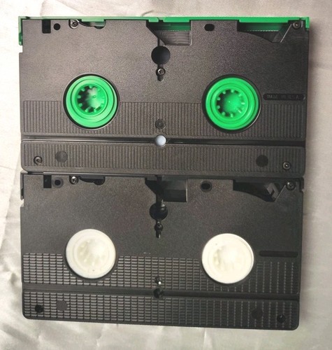 Vintage VHS E.T. , Jurassic Park - Picture 4 of 4