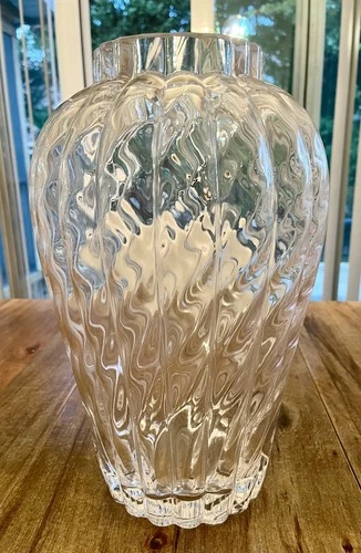 Vintage Tiffany & Co. 14 in Oriental Flower Vase Optic Swirl