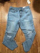 NWT Universal Thread Women's High-Rise Vintage Straight Jeans Light Blue Size 14