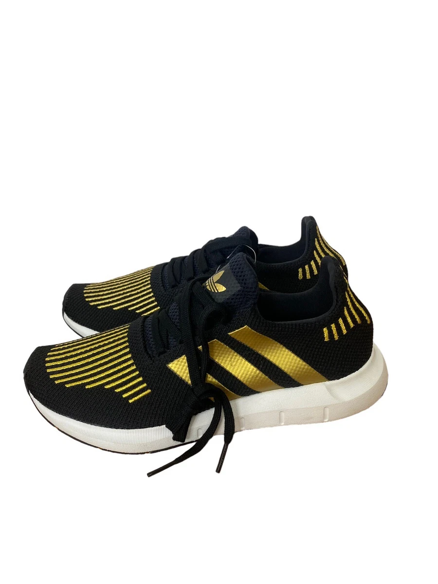 Adidas swift cheap run black gold