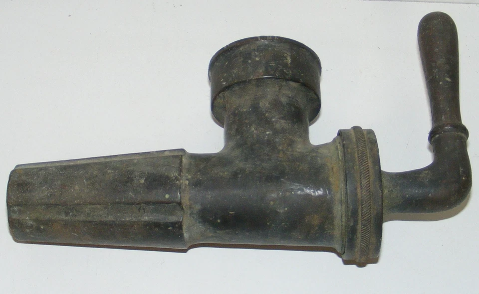 ANCIEN ROBINET EN BRONZE 1,770KG! OUTIL VITICOLE TONNEAU VIN CHAI CAVE /B2647 - Photo 1/4