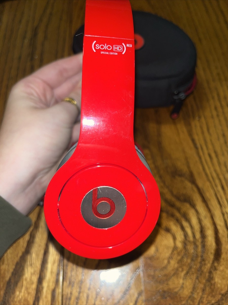 Red Beats by Dr. Dre Wired Solo HD Special Edition Red Beats by Dr. Dre Wired Solo HD Special Edition