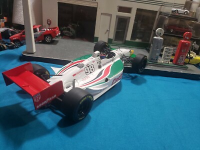 Minichamps 1:18 1996 Eagle MKV Indy – Pilote PJ Jones, UT Toyota, Miniature Collection Neuve