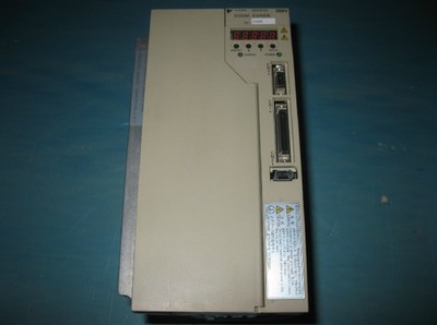 Yaskawa SGDM-50ADA AC SERVO DRIVER 5KW Used