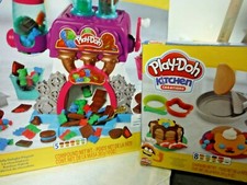 Play-Doh Kitchen Creations Candy Delight & Flip 'n Pancakes Playsets  - 2 Sets