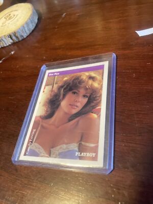 Candy Loving  signed 1992 Star Pics trading card With Authentic Gold Foil Stamp