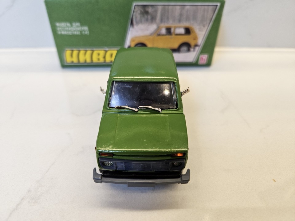 LADA NIVA VAZ 2121 A20 Bleu Blue Blau par NOVOEXPORT URSS USSR CCCP au 1/43 EUR 199,99 - FR