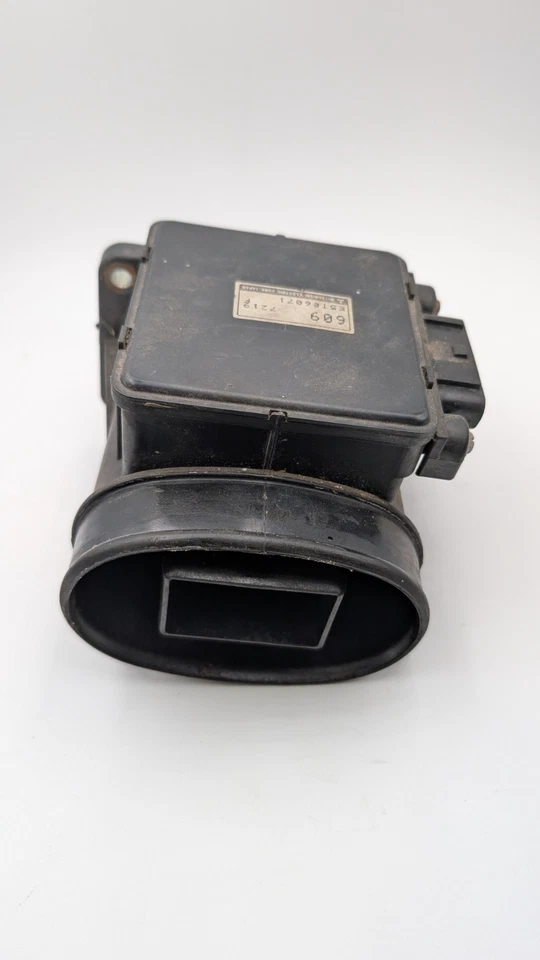 Sensor MAF de flujo de aire masivo OEM Mitsubishi 3000GT 1991-1999 Foto 2 de 4