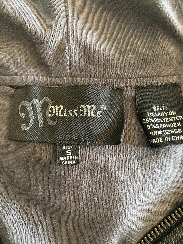 VTG Y2K Rare MISS ME Women’s Small, Dark Heather Gray Zip Up Hoodie With Studs - Image 4 of 4