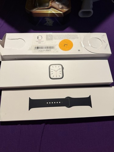 Midnight 45mm Apple Watch Series 7 Cellular & GPS Silicone Sport Band  - Photo 13 sur 14