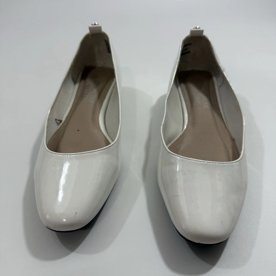 DOMINIQUE NICOLE Christin Blanco Imitación Charol Puntera Cuadrada Tacón de Bomba 7M Foto 4 de 4