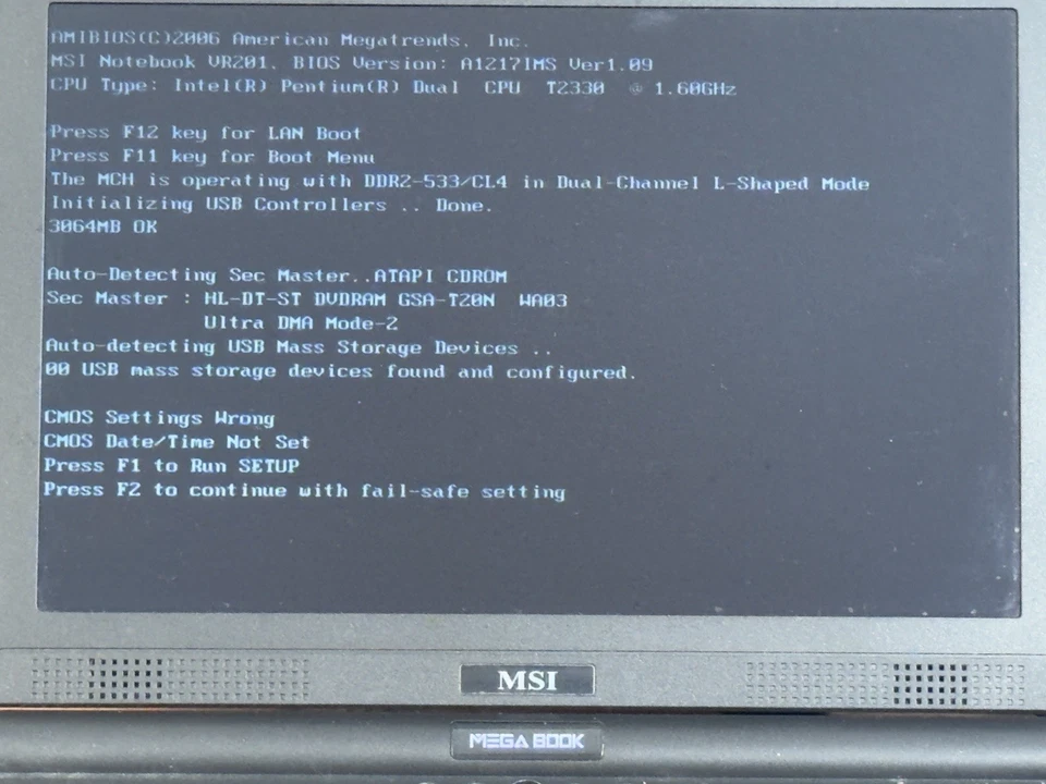 MSI MegaBook Notebook VR201 defekt – Pentium Dual T2330, 3GB RAM, ohne HDD/OS - Bild 4 von 4