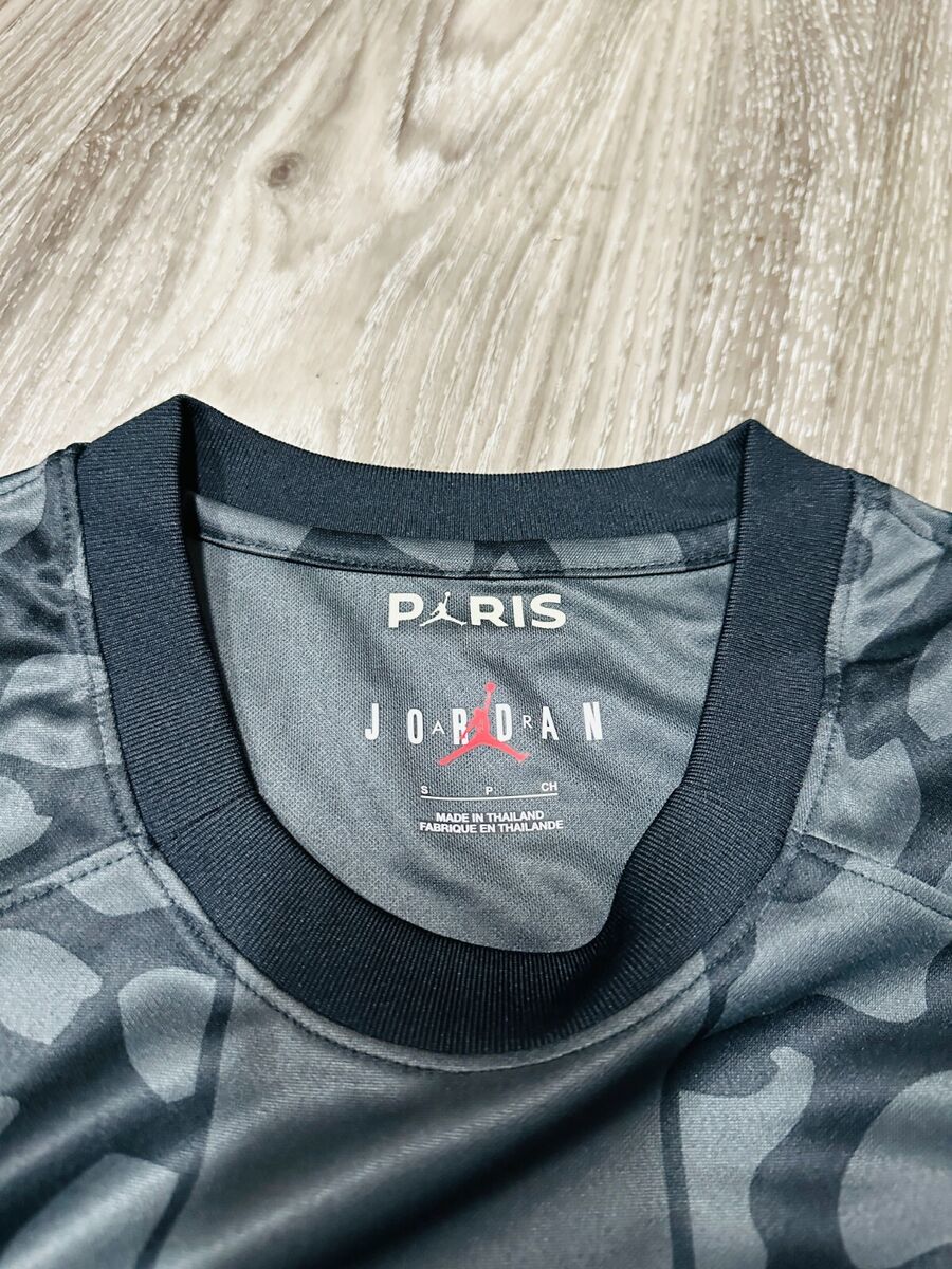 JORDAN PARIS SAINT GERMAIN THIRD JERSEY 23/24 BLACK/GRAY JORDAN PARIS SAINT GERMAIN THIRD JERSEY 23/24 BLACK/GRAY