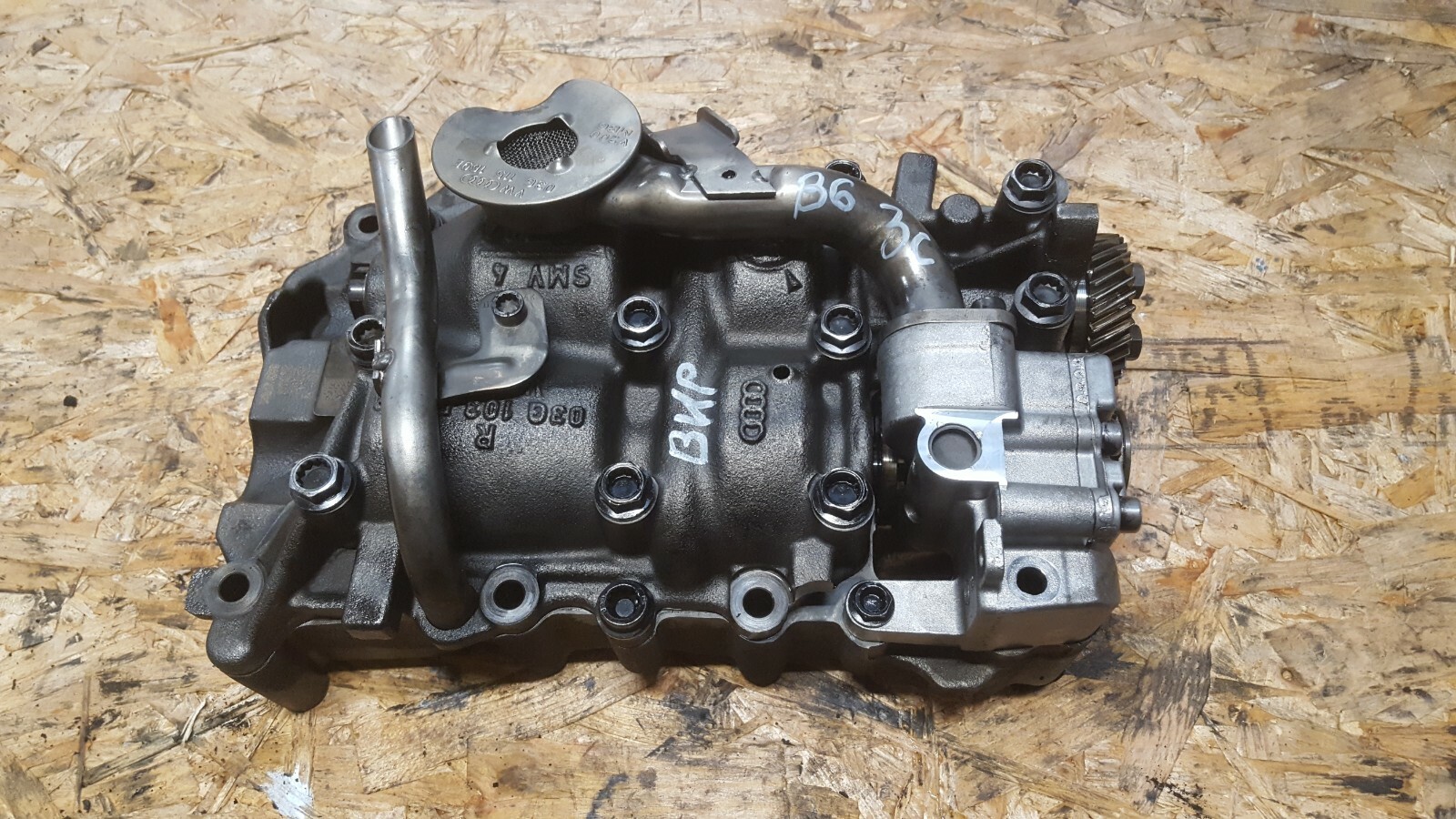 👍 VW PASSAT B6 3C 2.0 TDI BKP CBAB ENGINE OIL PUMP BALANCE SHAFT
