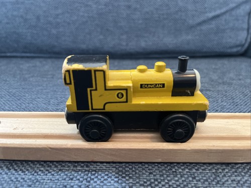 Duncan Thomas il treno carro armato ferroviario in legno motore raro vintage 2001 amici - Foto 5 di 8