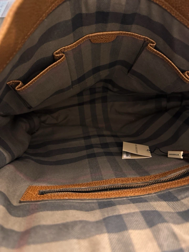 Men’s Burberry Leather Satchel Very Gently Used - Image 4 of 4