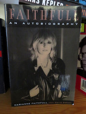 Marianne Faithful: An Autobiography (2000 Cooper Square Press), High Grade