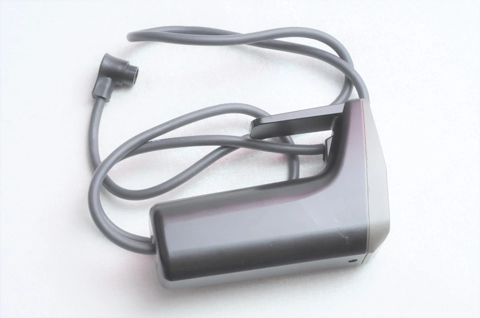 Fuji Fujifilm GX680 Remote Shutter Release for GX680 I II - Image 2 of 2