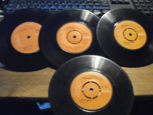 4 x 7" Singles - Elvis Presley - RCA Orange Labels - All Listed