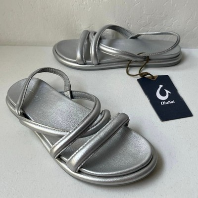 Olukai Tiare Leather Strappy Sandals Women's Size 6 Silver Comfy Minimalist NEW