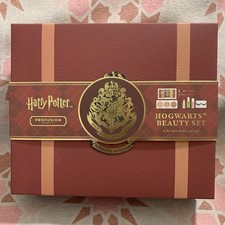 Profusion Cosmetics Harry Potter Holiday Hogwarts Beauty 9PC Set Trunk Sealed