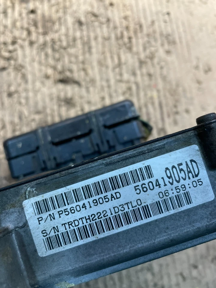 Блок управления коробкой передач 2002 Jeep Grand Cherokee TCU TCM u9156 DG - Изображение 4 из 4