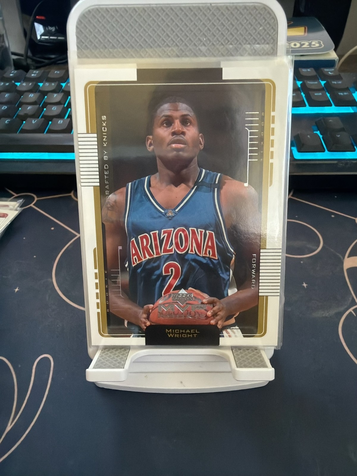 2001-02 Upper deck mvp michael wright #208 rookie