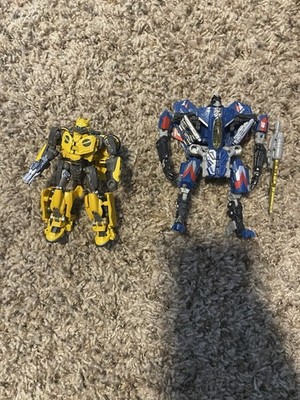 transformers bumblebee and thundercracker