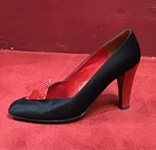 Vintage 80 s Charles Jourdan Rare Black Red High Heels Sequins Silk Leather Sole