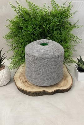 Garn 100% Kaschmir NM 2/28 Made In Italy Farbe Cloudy rocca 1 kg