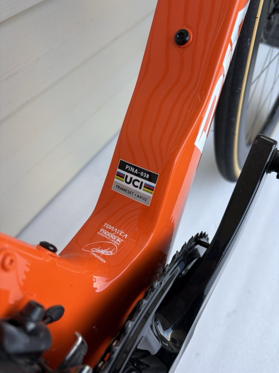 Pinarello Dogma F DISC, ZWIFT edition DURA-ACE R9270 12-spd w