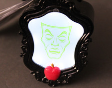 Bath & Body Works Disney Evil Queen Villain Pocket Bac Holder Light Up With Tags