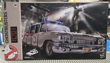 HASBRO Ghostbusters Ecto-1 Plasma Series