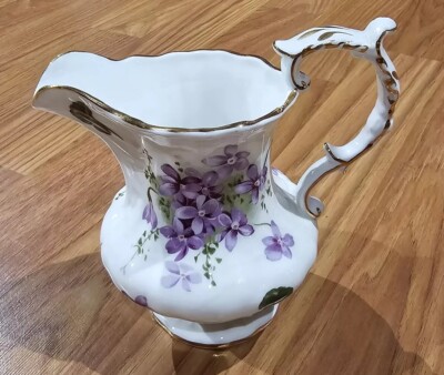 Victorian Violets 16 Oz Pitcher By Hammersley